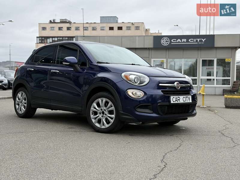 Внедорожник / Кроссовер Fiat 500X 2016 в 