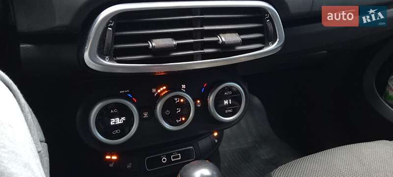 Внедорожник / Кроссовер Fiat 500X 2017 в Киеве