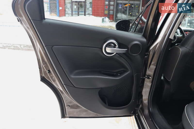 Внедорожник / Кроссовер Fiat 500X 2016 в Львове