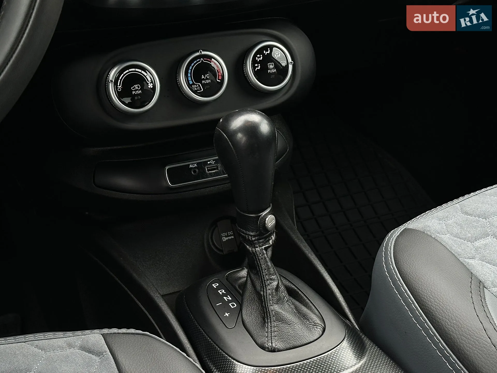 2015 Fiat 500X - мініатюра 16