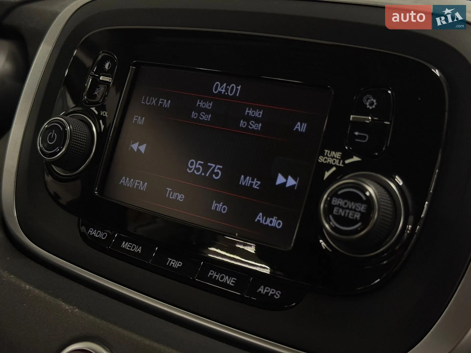 2015 Fiat 500X - мініатюра 32
