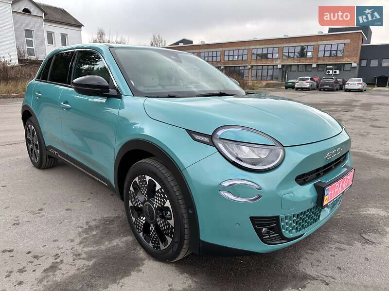 Внедорожник / Кроссовер Fiat 600e 2024 в Ровно