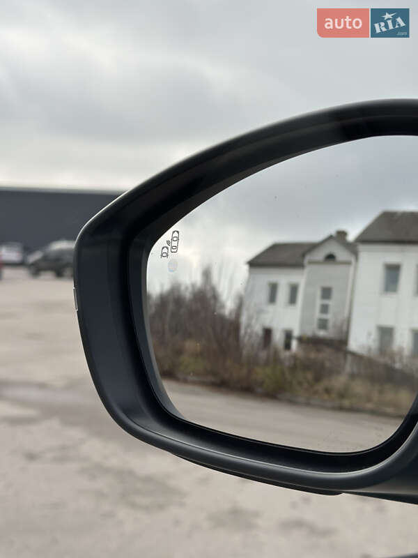 Внедорожник / Кроссовер Fiat 600e 2024 в Ровно