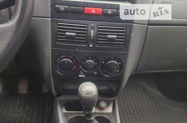 Седан Fiat Albea 2011 в 