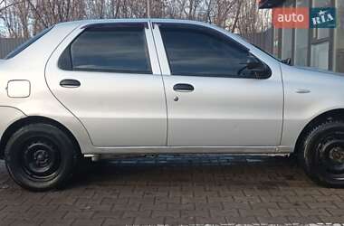 Седан Fiat Albea 2010 в 