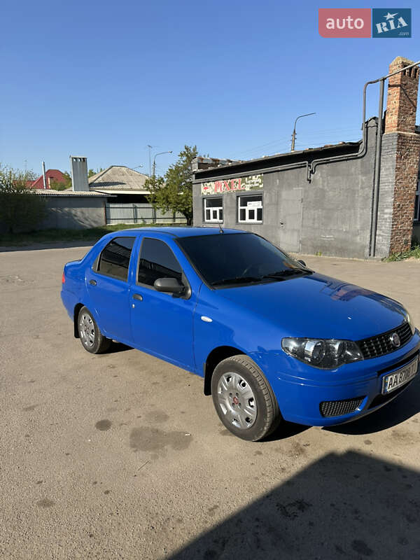 Седан Fiat Albea 2011 в Славянске