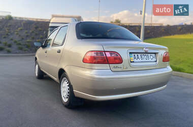 Седан Fiat Albea 2010 в 