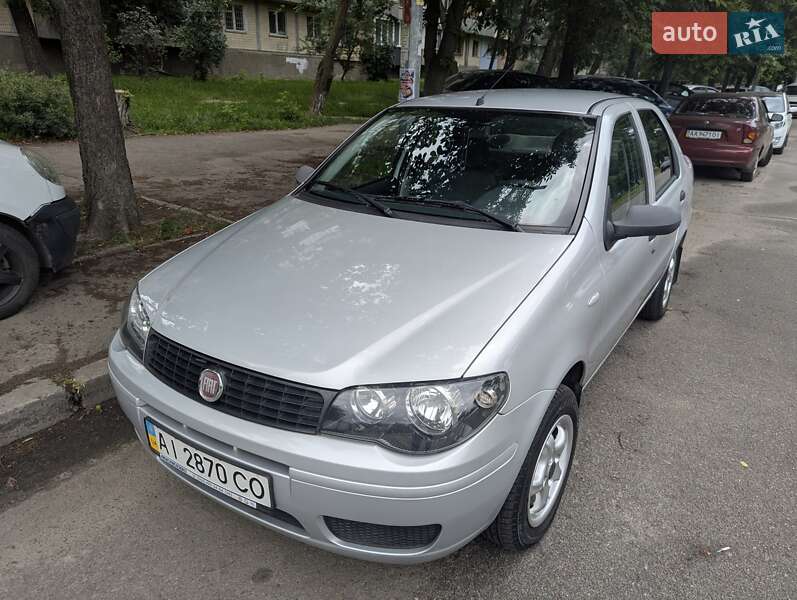 Fiat Albea 2011