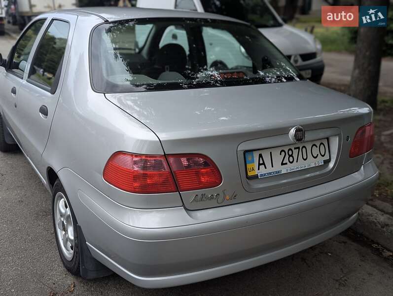 Седан Fiat Albea 2011 в Киеве