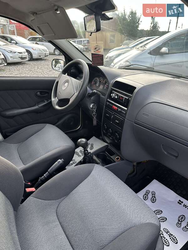 Седан Fiat Albea 2010 в Смеле