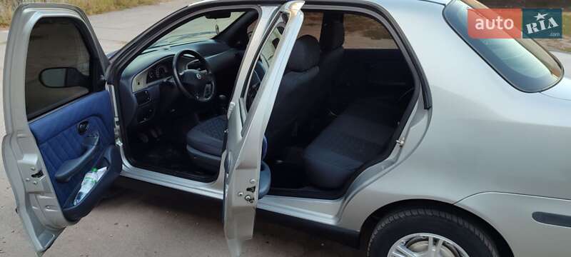 Седан Fiat Albea 2003 в Павлограді фото 10 Седан Fiat Albea 2003 в Павлограді