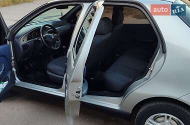 Седан Fiat Albea 2003 в 