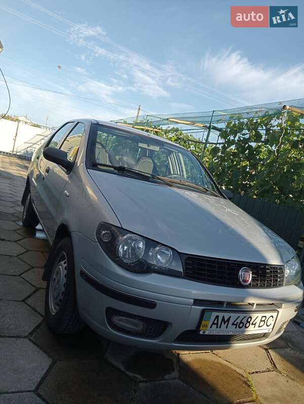 Седан Fiat Albea 2010 в Хорошеве фото Седан Fiat Albea 2010 в Хорошеве