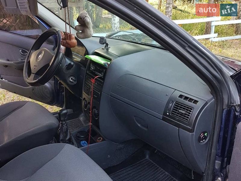 Седан Fiat Albea 2010 в Жмеринке