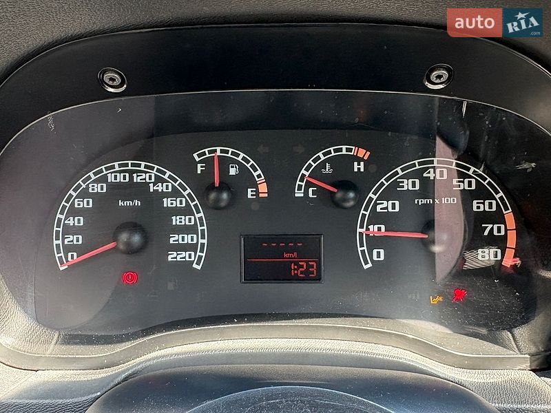 Седан Fiat Albea 2010 в Киеве