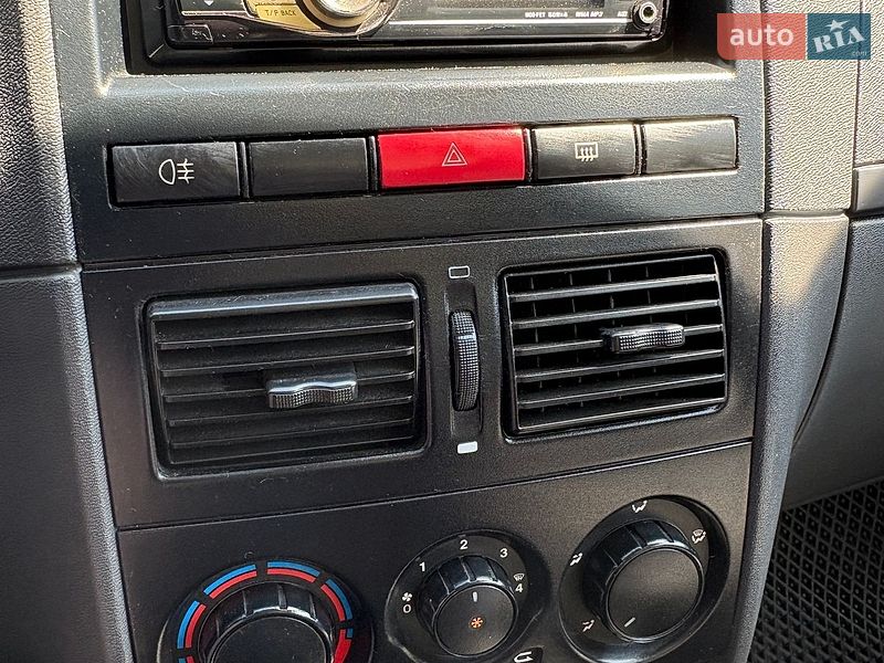 Седан Fiat Albea 2010 в Киеве