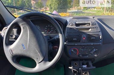 Седан Fiat Brava 1999 в Долине