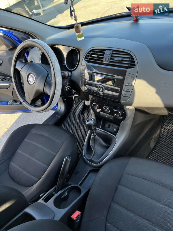 Хетчбек Fiat Bravo 2011 в Горішніх Плавнях