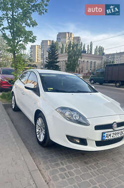 Хэтчбек Fiat Bravo 2011 в 