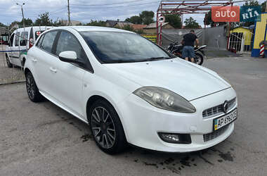 Хэтчбек Fiat Bravo 2010 в 