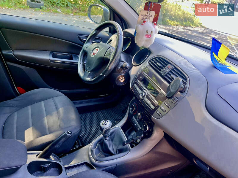 Хетчбек Fiat Bravo 2012 в Львові фото 15 Хетчбек Fiat Bravo 2012 в Львові