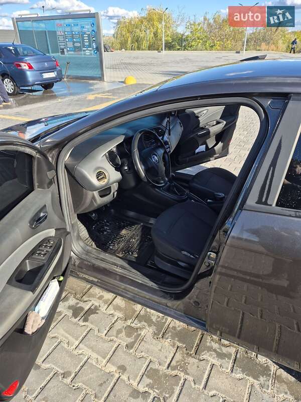 Хетчбек Fiat Bravo 2007 в Миколаєві фото 3 Хетчбек Fiat Bravo 2007 в Миколаєві