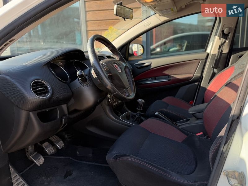 Хэтчбек Fiat Bravo 2012 в Шептицькому