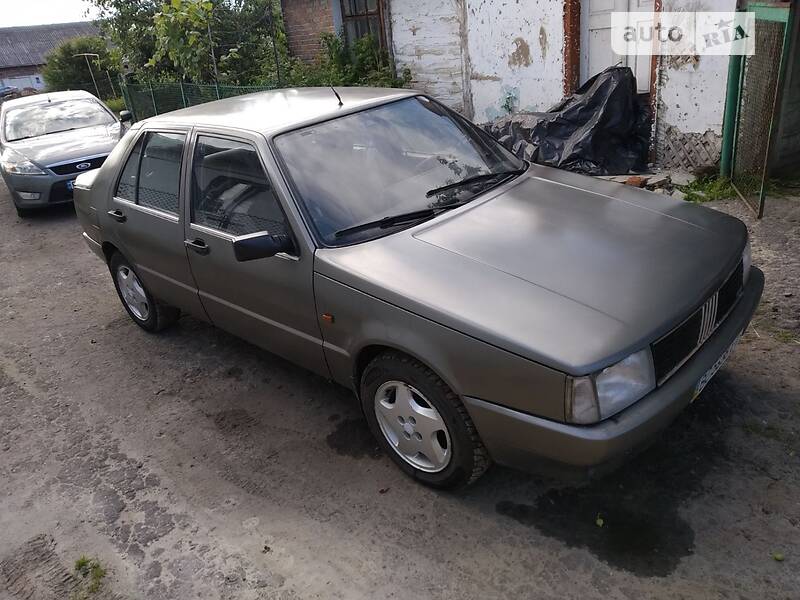 Хэтчбек Fiat Croma 1990 в Сокале