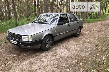 Лифтбек Fiat Croma 1988 в Кропивницком