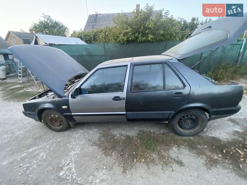 Лифтбек Fiat Croma 1988 в Томаковке