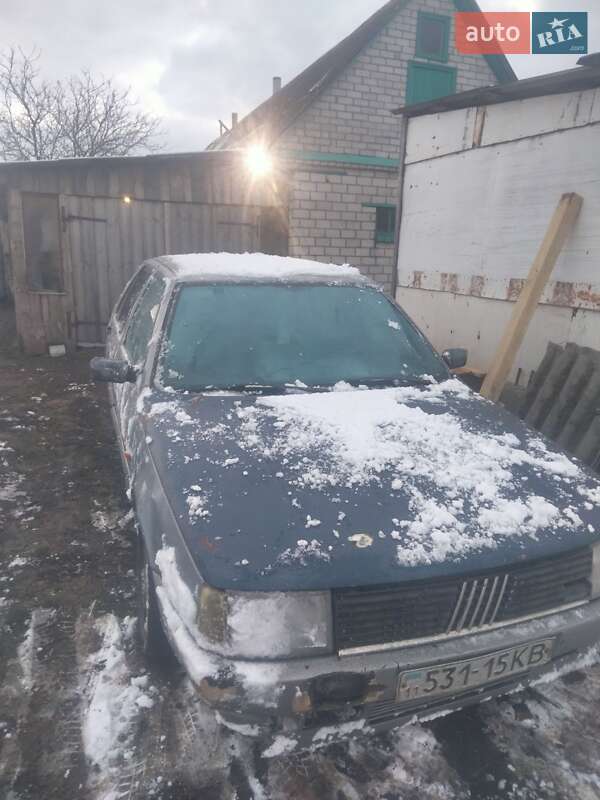 Лифтбек Fiat Croma 1989 в Пулинах
