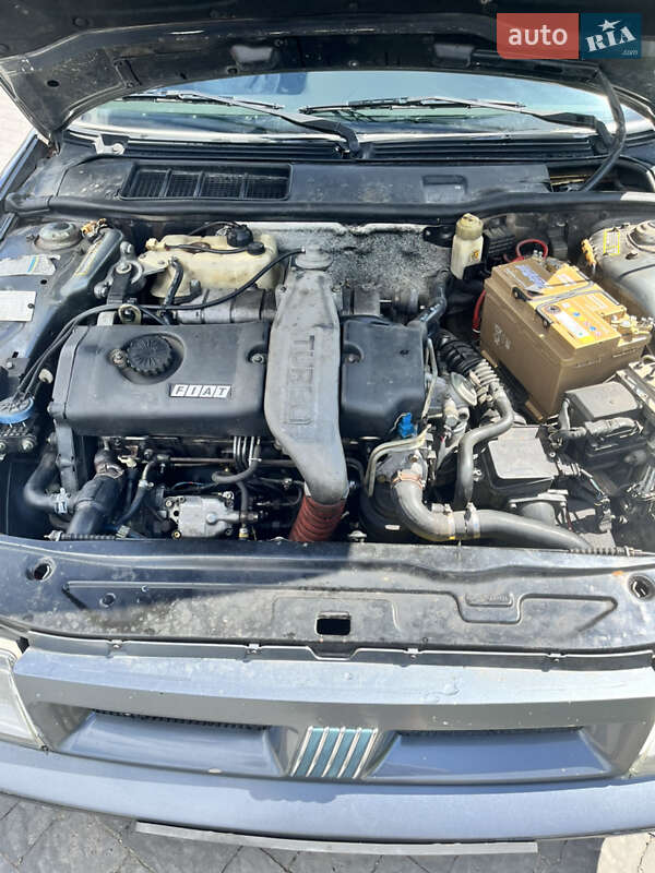 Ліфтбек Fiat Croma 1990 в Тернополі