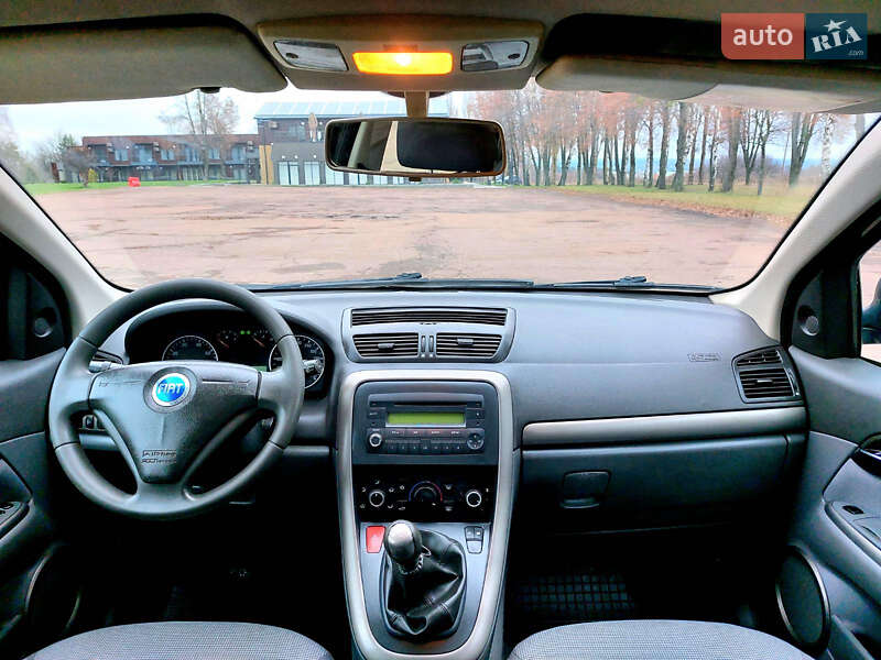 Универсал Fiat Croma 2006 в Ромнах