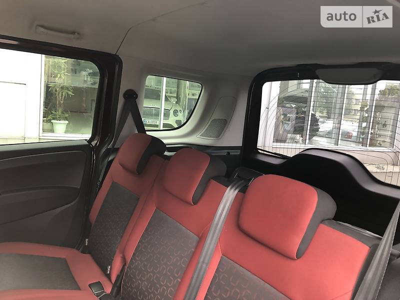 Минивэн Fiat Doblo Panorama 2013 в Киеве