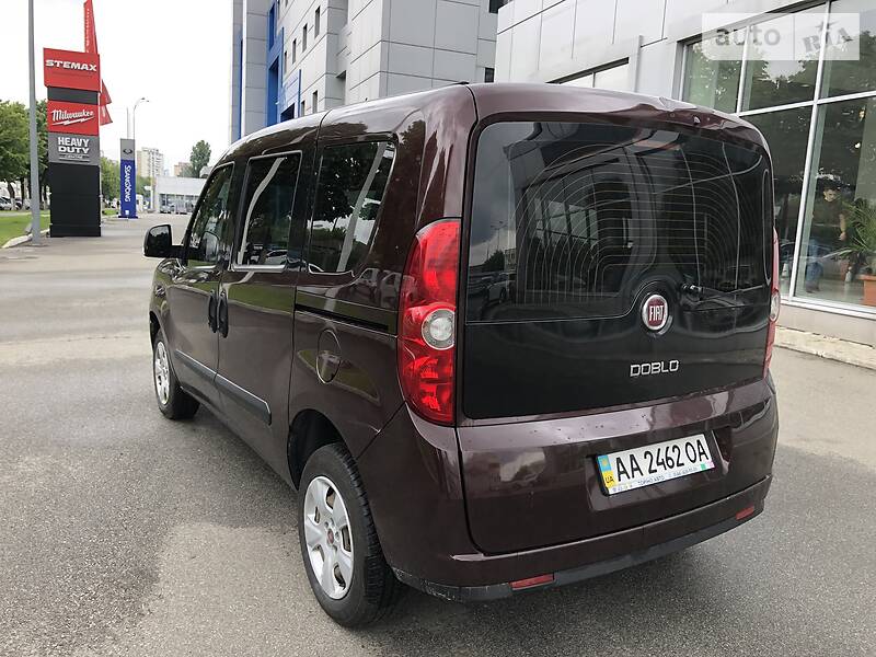 Минивэн Fiat Doblo Panorama 2013 в Киеве