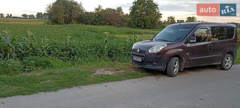 Fiat Doblo Panorama 2011