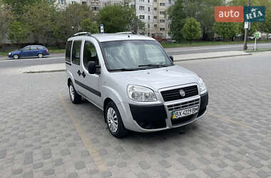 Мінівен Fiat Doblo Panorama 2009 в 
