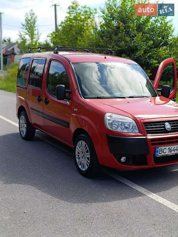 Минивэн Fiat Doblo Panorama 2006 в Хмельнике