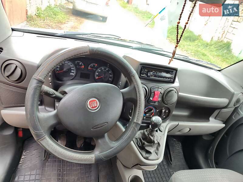 Минивэн Fiat Doblo Panorama 2008 в Киеве фото 4 Минивэн Fiat Doblo Panorama 2008 в Киеве