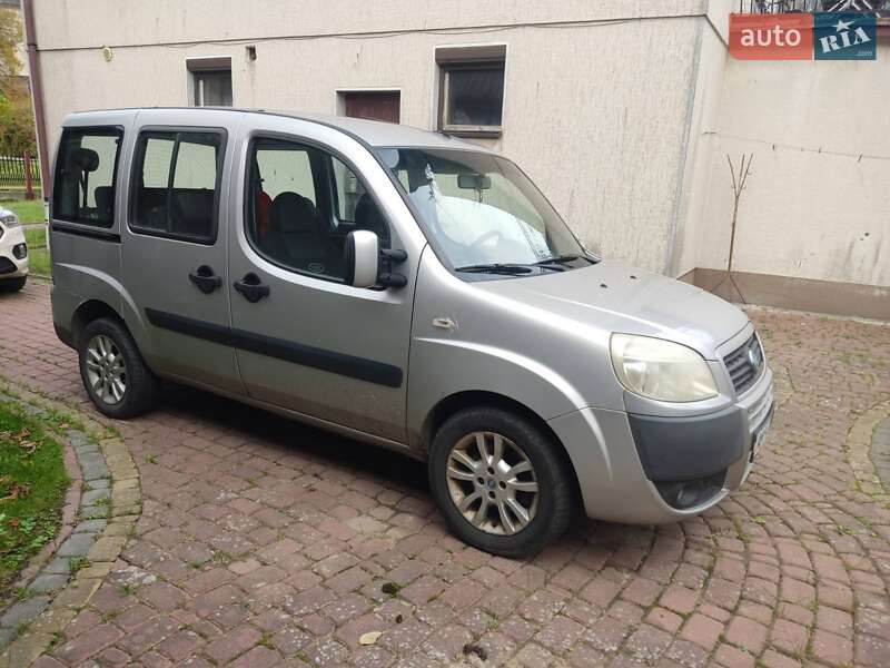Мінівен Fiat Doblo Panorama 2007 в Коростишеві