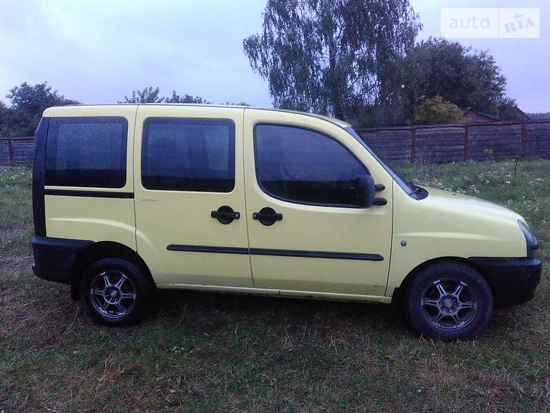 Fiat Doblo пасс. 2002 года