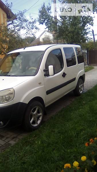 Fiat Doblo пасс. 2006 года