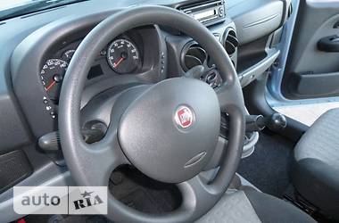Грузопассажирский фургон Fiat Doblo 2008 в 