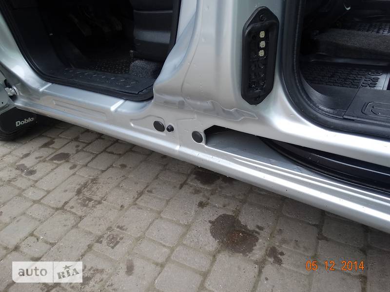 Минивэн Fiat Doblo 2012 в Ивано-Франковске