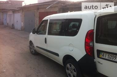 Грузопассажирский фургон Fiat Doblo 2011 в Киеве