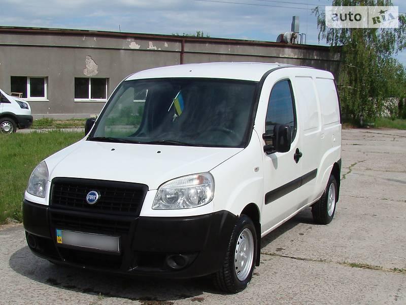 Грузопассажирский фургон Fiat Doblo 2008 в Вышгороде