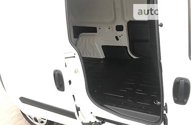 Грузопассажирский фургон Fiat Doblo 2015 в Киверцах