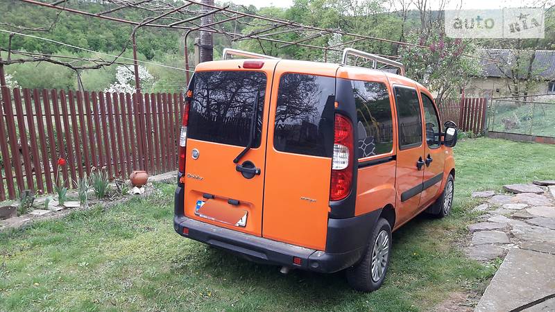 Вантажопасажирський фургон Fiat Doblo 2008 в Івано-Франківську