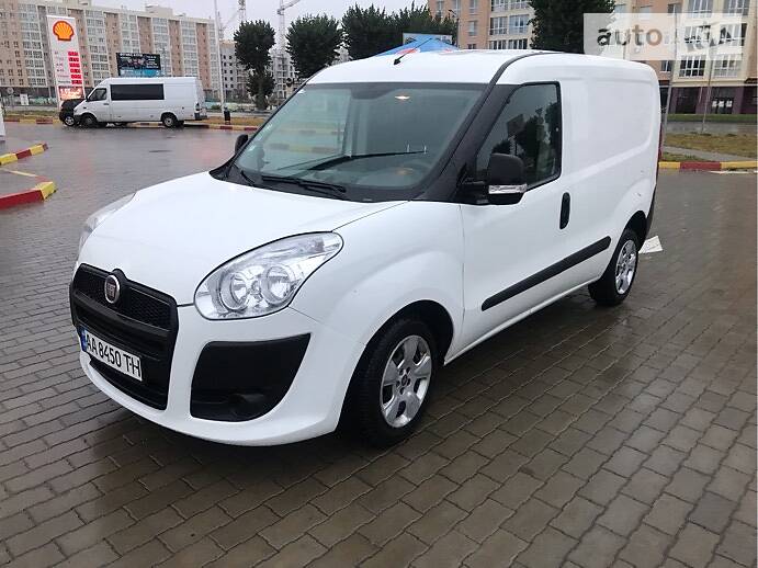 Грузопассажирский фургон Fiat Doblo 2013 в Киеве