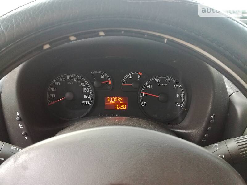Грузопассажирский фургон Fiat Doblo 2006 в Киеве